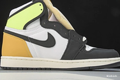 1 JORDAN GOLD OG “VOLT 555088-118 HIGH AIR 1124